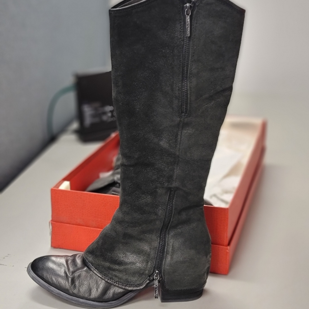 Donald J Pliner 18 inch boots